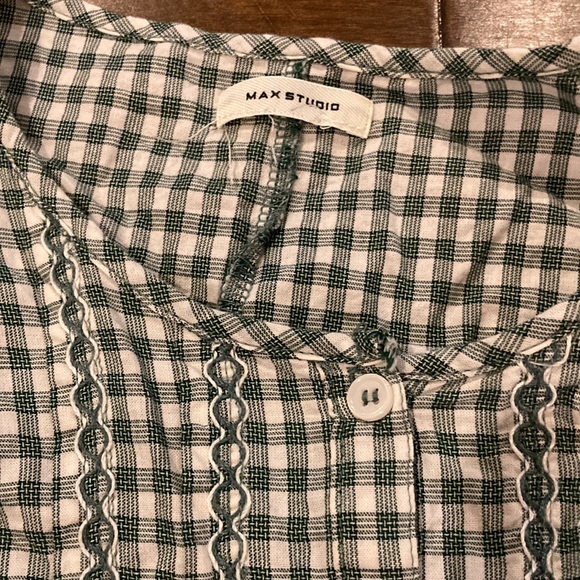 Max Studio large ruffled sleeve check top! Great to go into fall - Picture 2 of 4